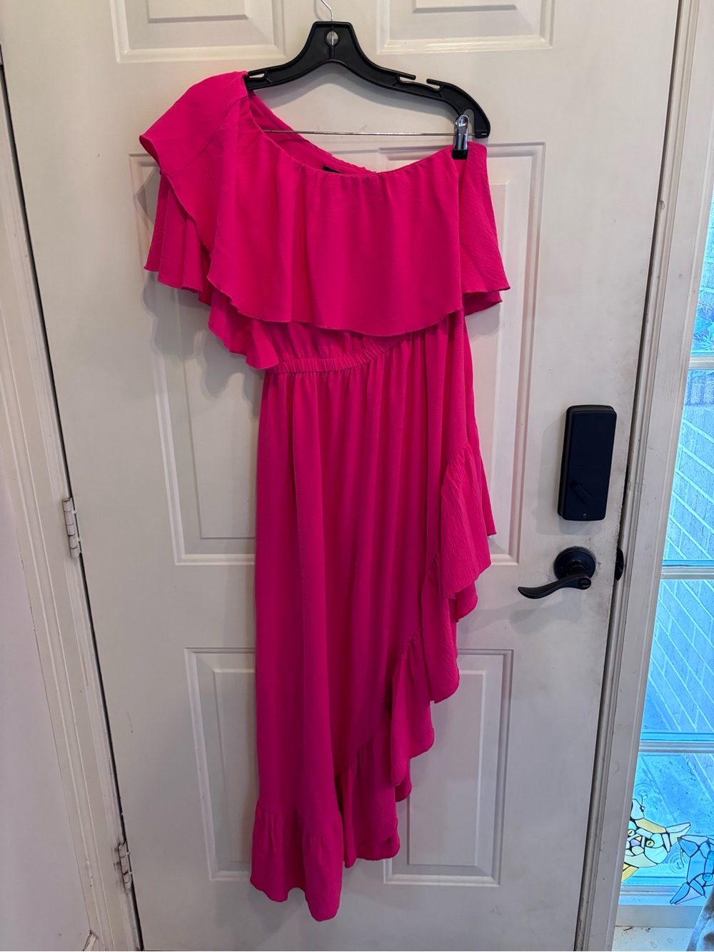 One-Shoulder Fuchsia Ruffle Maxi Dress - Picture 2 of 4
